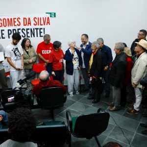 Químicos homenageiam Virgílio Gomes da Silva, desaparecido há 50 anos, durante a ditadura militar